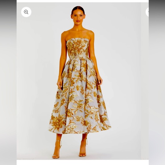 Mac Duggal Dresses & Skirts - Mac Duggal Gold Strapless Brocade Midi Dress with Pockets